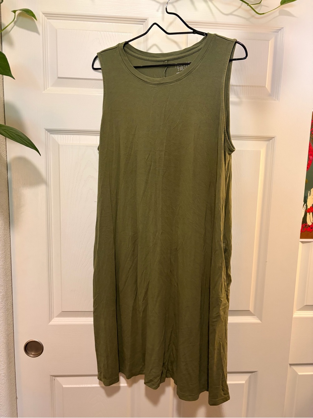 Time and Tru Olive Green Sleeveless Midi Dress